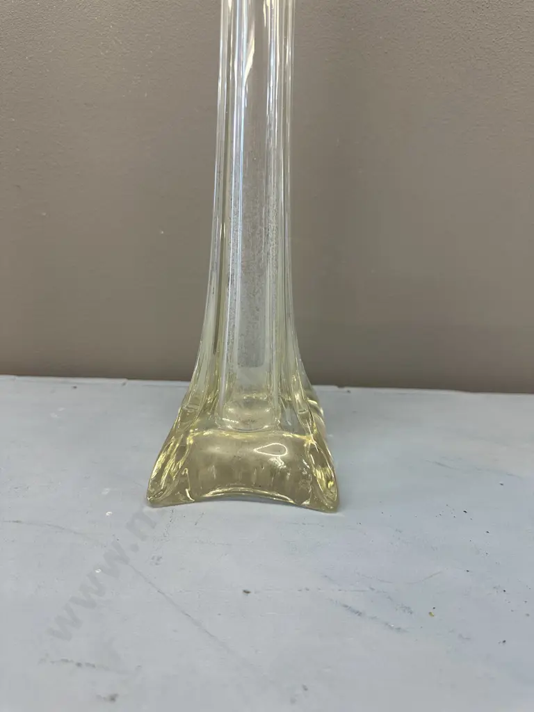 Tall Clear Glass Bud Vase "Eiffel Tower" Style H60cm. Image 1++
