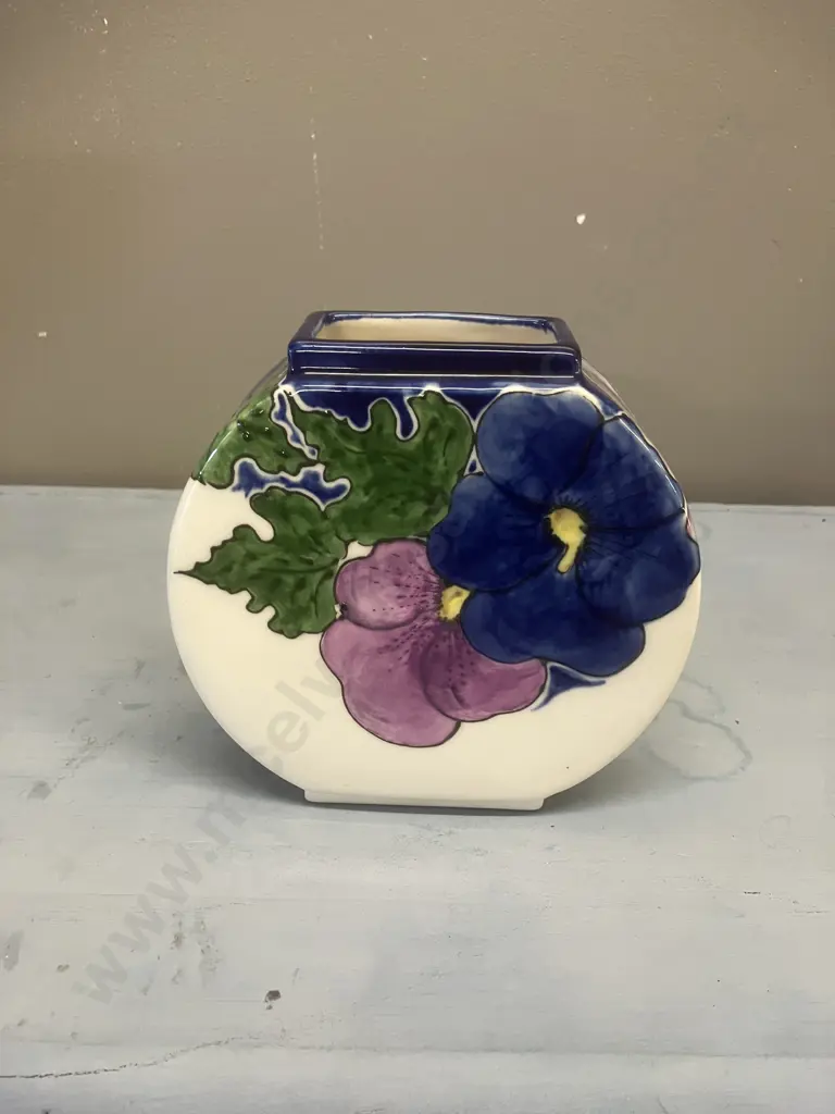 Penny Madden Pottery Vase, Hand Painted Pansy's. 14.5 x 15cm Image 1++