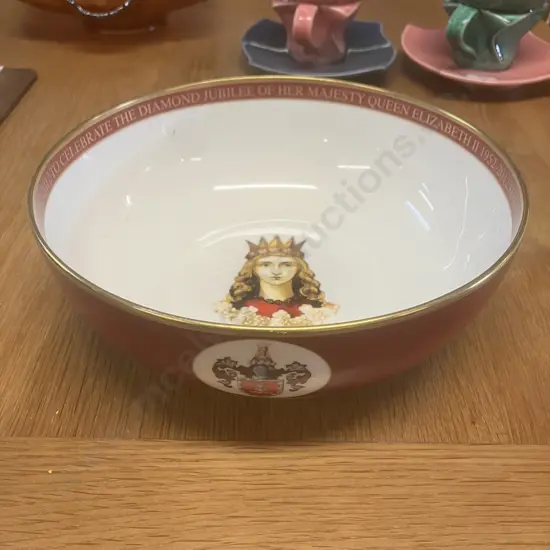 Large rare Royal Worcester Queen Elizabeth II Diamond Jubilee Commemorative Limited Edition Bowl. 8 x 23cm.