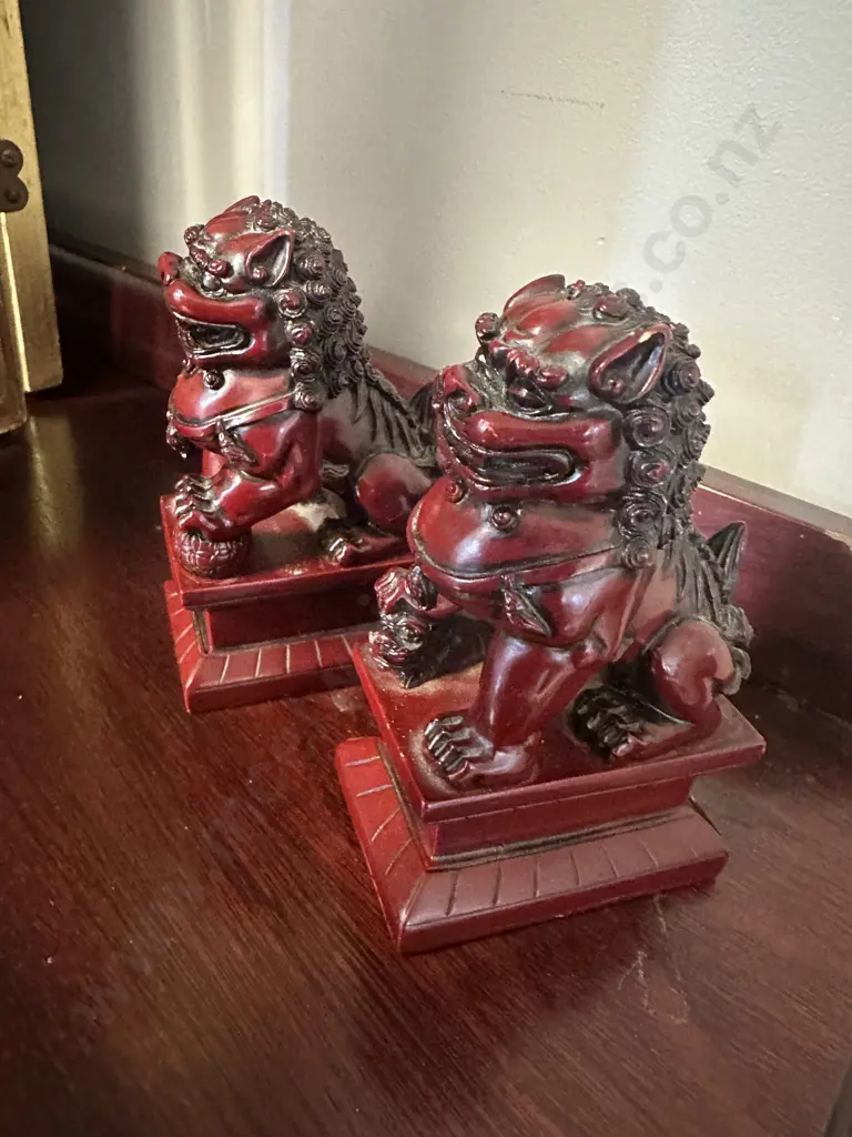 Pair Of Chinese Feng Shui Foo Fu Dog Lion Figurines H12cm. Image 1++