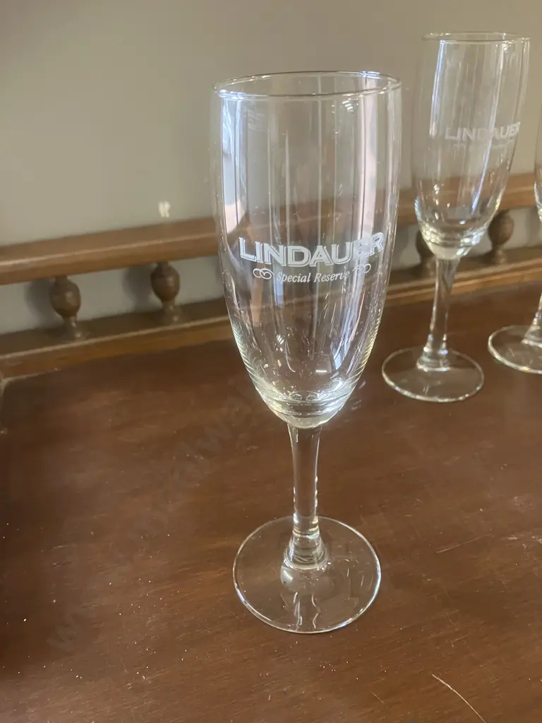 Set of 6 Lindauer Champagne Flutes Image 1++