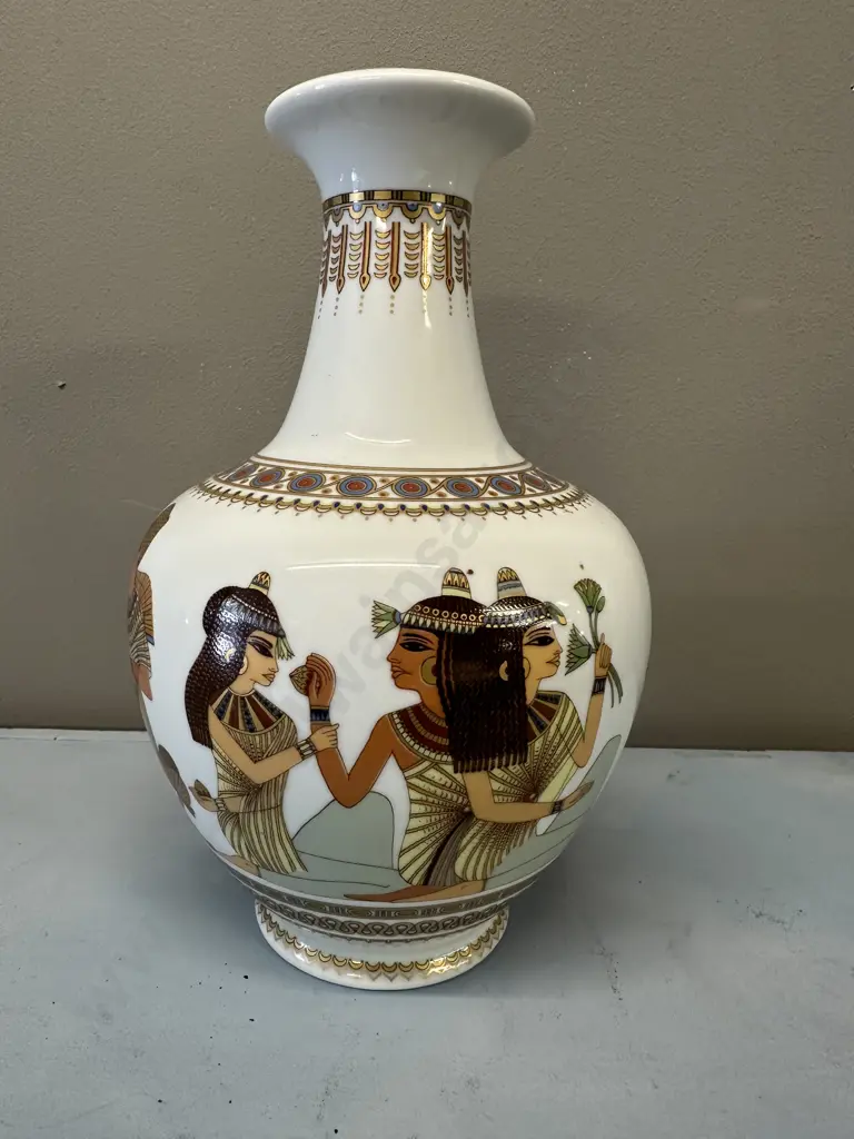 Kaiser Porcelain Luxor Egyptian Scenes Days Of Ancient Pharaoes Vase. H25cm Image 1++
