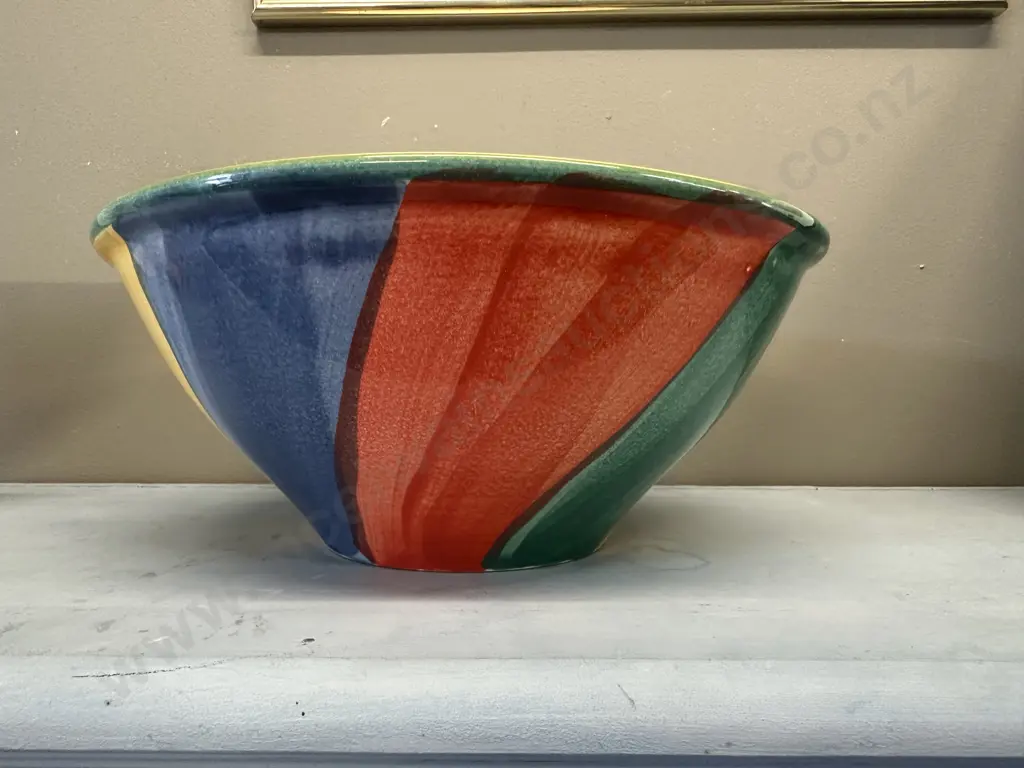 Large Temuka Pottery Serving Bowl H14,Dia32cm. Image 1++