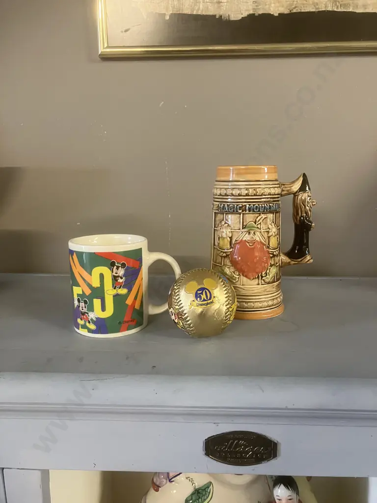 Disneyland 50th Anniversary Golden Baseball, 1970s Magic Mountain | Das Alpenhaus Beer Stein, Disney Mickey Mouse Mug Image 1++