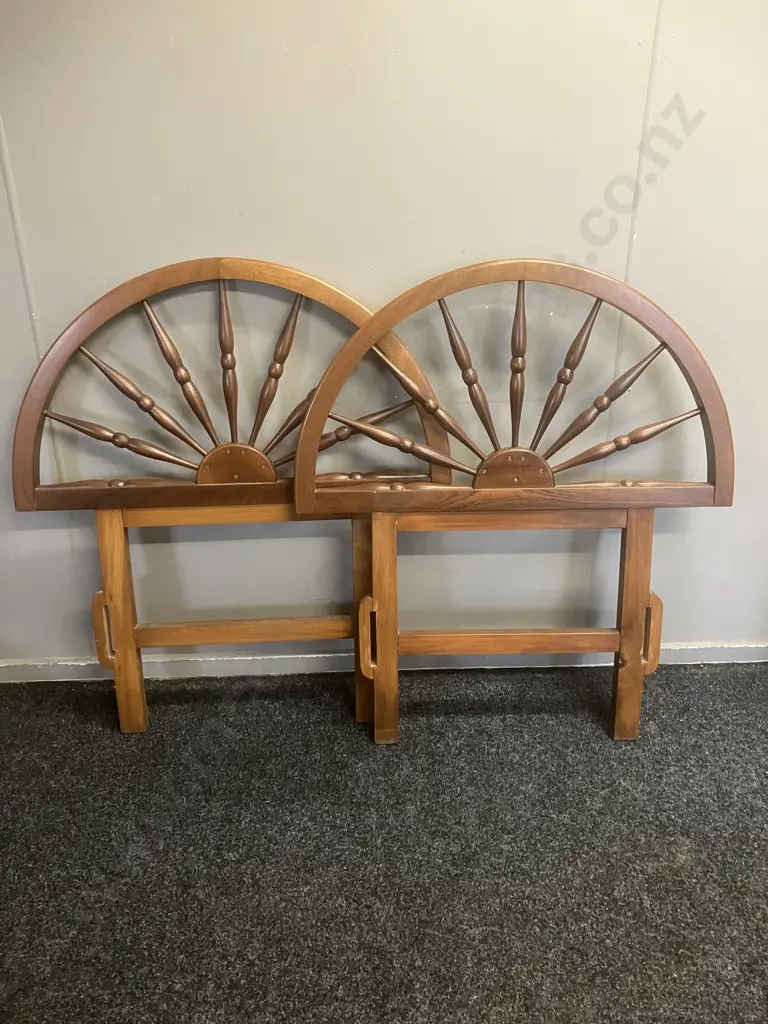 Pair of Wooden Wagon Wheel Headboards. 103 x 90cm Image 1++