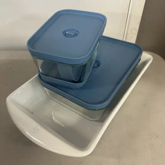 Kitchen Aid Lidded Dishes & Maxwell Williams Baking Dish
