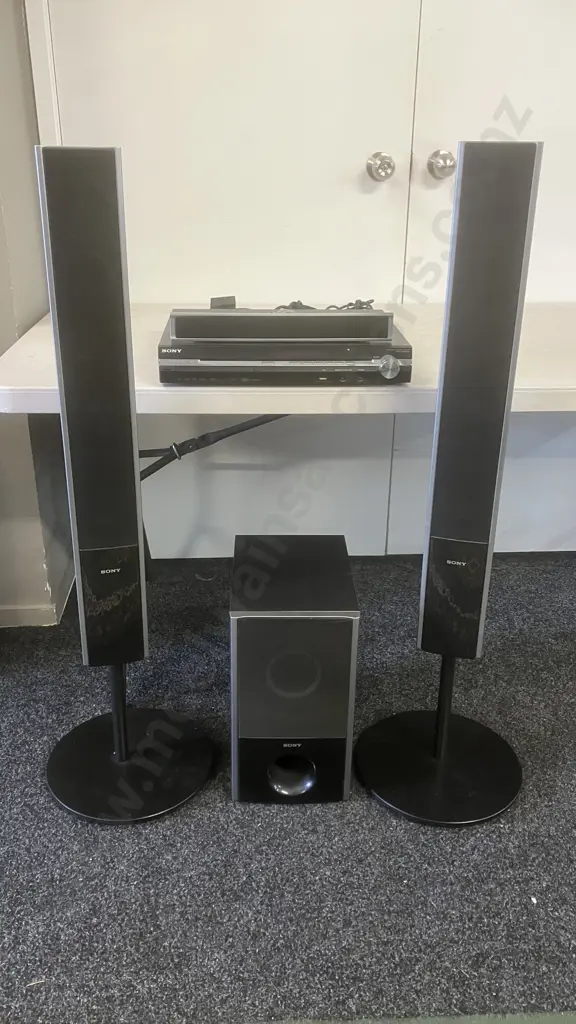 Sony DVD Home Theatre System DAV-DZ870W, Wired Speakers Centre, 2 x Front & Sub-Woofer (No Remote Control) Image 1++