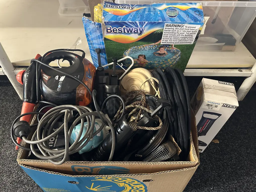 Assorted Sundry Items Including Steam Booster, Bestway Swimming Pool Etc Image 1++