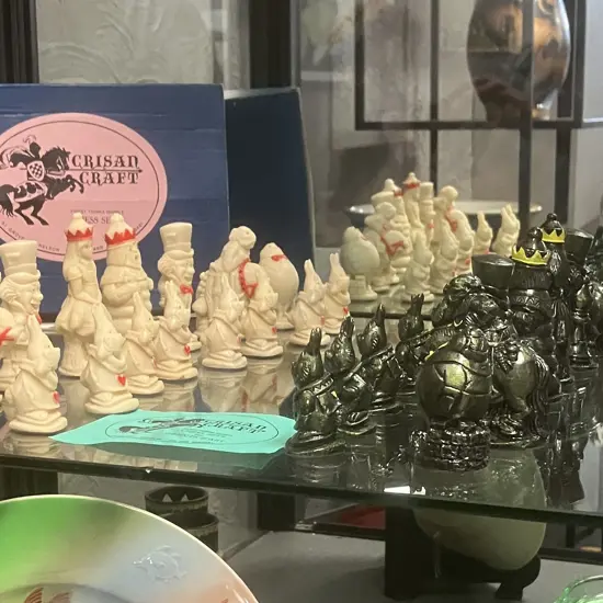 Vintage Crisan Craft 'Alice In Wonderland' Takaka Marble Chess Set - New Zealand Made