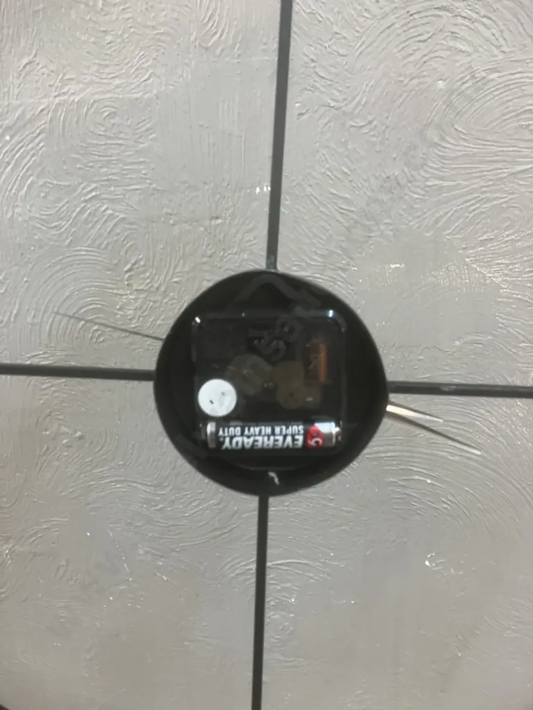 Roman Numeral Black Metal Wall Clock With Red Hands. 60cm Image 1++