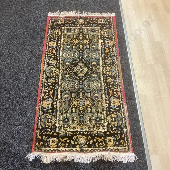 DAGHISTAN Turkish Rug. 156 x 78cm