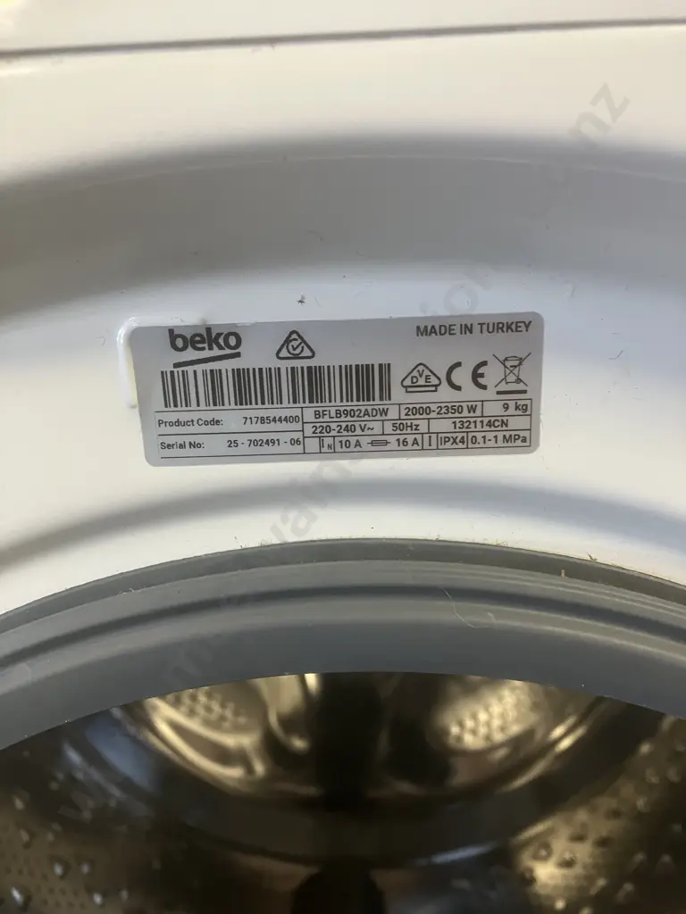 Beko 9kg Autodose Front Load Washing Machine Model BFLB902ADW (Purchased New 22/11/2025) Image 1++