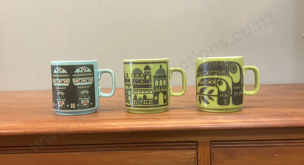 Rare 1976 Hornsea Pottery Mugs - John Clappison City Scape, Jack Dadd Toucan Jungle, Sara Vardy Hot Air Balloon Image 1++