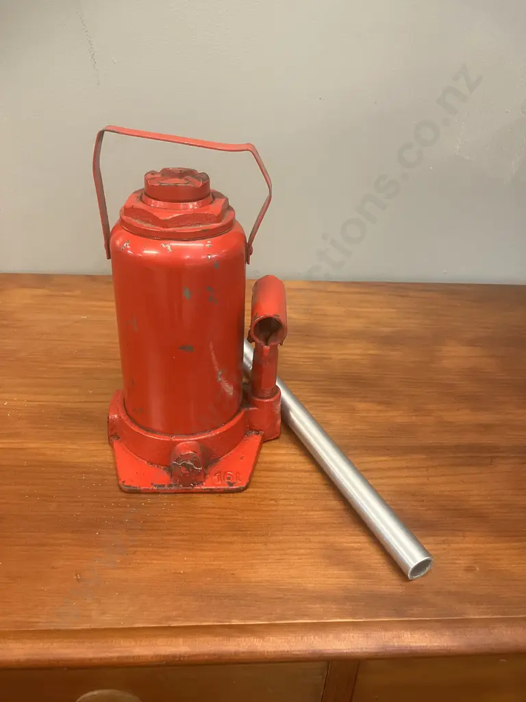 16 Ton Hydraulic Bottle Jack Image 1++