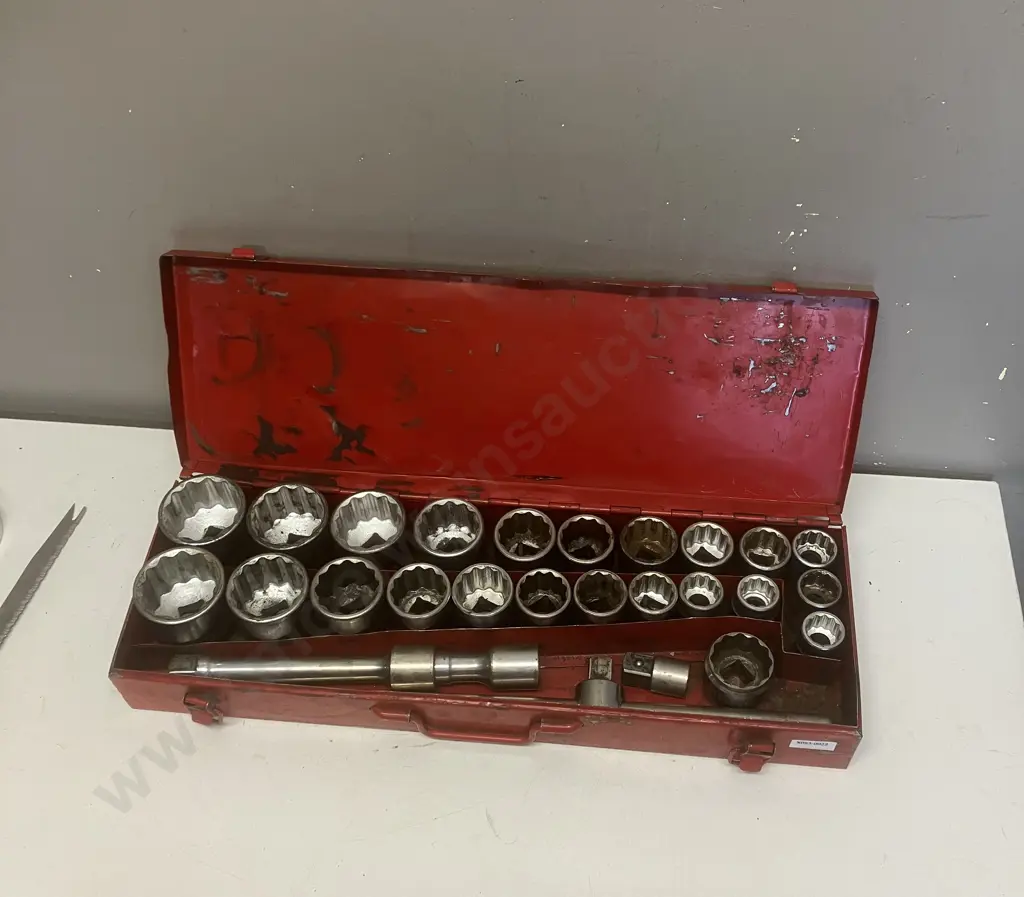 3/4" Drive Sockets In Steel Case, 27 Piece, Metric & SAE - 7/8" - 2" & & 22 - 50mm, Sliding T, 3 x Extentions Image 1++