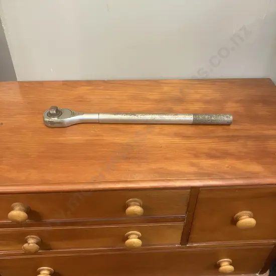 Koken 6749 3/4" Square Drive Reversible Ratchet 565mm - 24 Teeth, Knurled Handle, Highest Quality Made In Japan