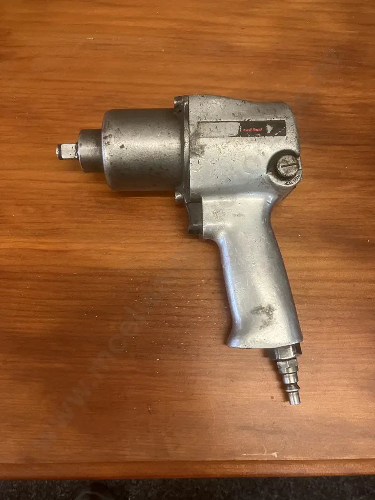 Ingersoll Rand 1/2" Drive Air Impact Wrench Image 1++