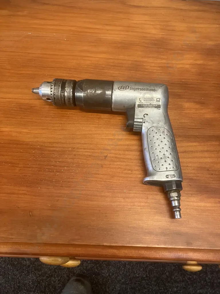 Ingersoll Rand Air Drill: 3/8" Keyed Chuck, Reversible, Pistol Grip, 1.5 - 13mm Image 1++