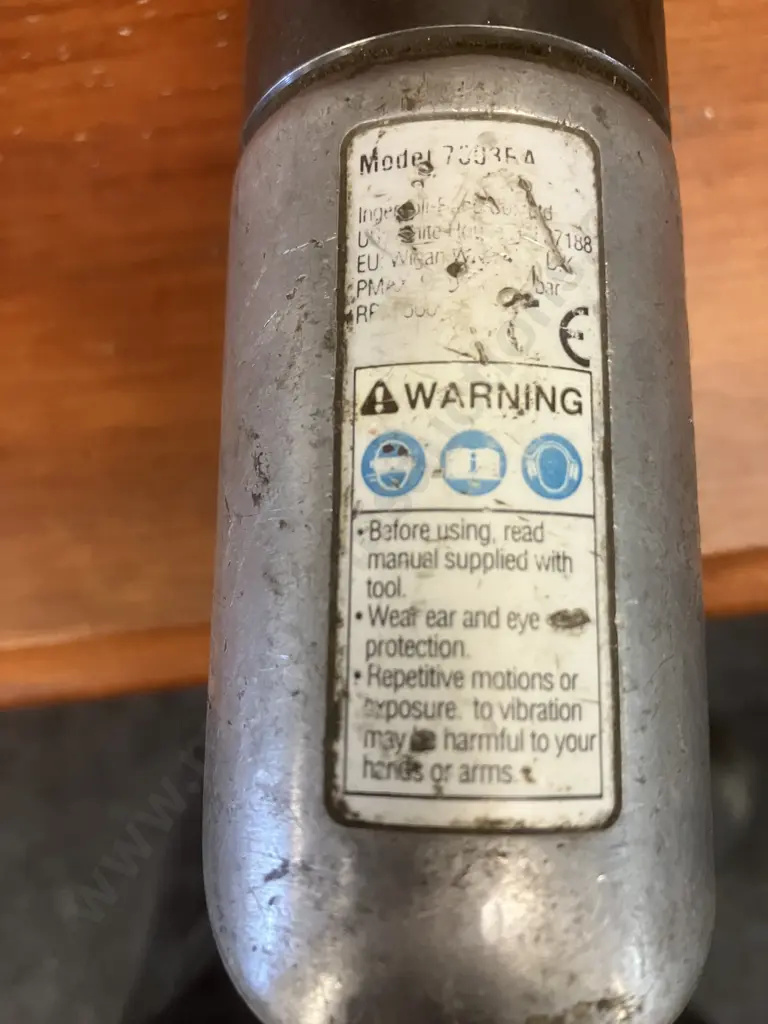 Ingersoll Rand Air Drill: 3/8" Keyed Chuck, Reversible, Pistol Grip, 1.5 - 13mm Image 1++