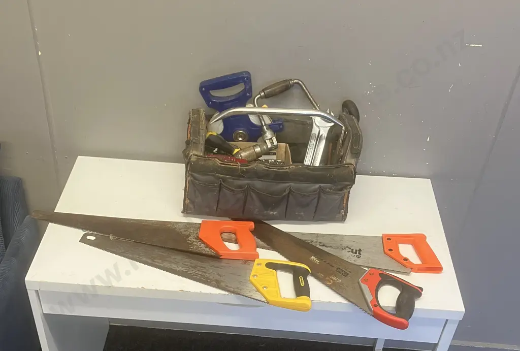 Toolbag, Tools, 50 Meter Tape, Brace & Bit Etc With 4 Hand Saws Image 1++