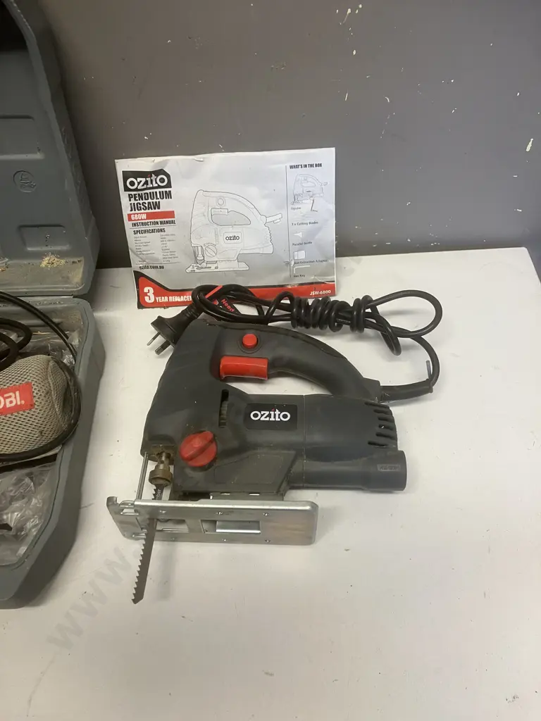 Ryobi ESS2513VK Sheet Sander In Blo-Mould Case With Ozito Jigsaw Image 1++