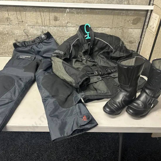 Dririder Motor Bike Jacket & Pants Size Small With Pair Of Prexport Boots Italian Made 