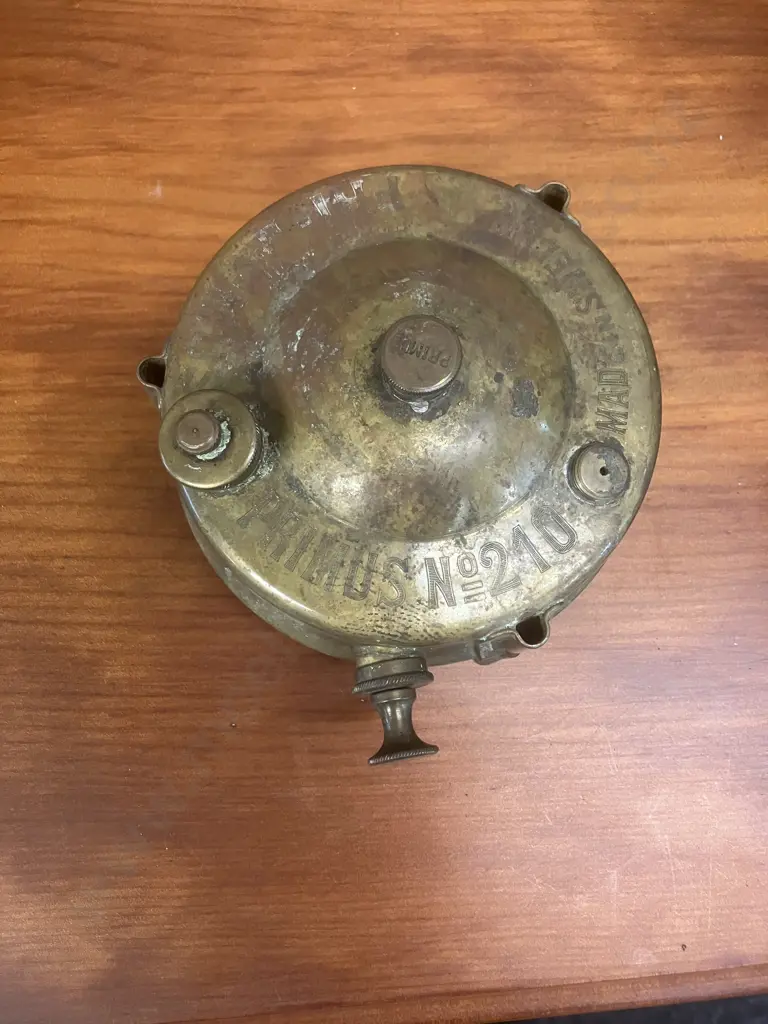 1924 Primus No. 210 Compact Outfit Brass Kerosene Camp Stove With Original Box - Complete Image 1++