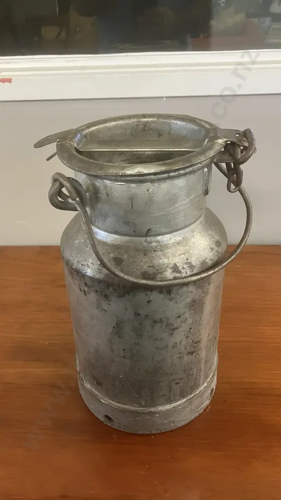 Rare H&H Vintage Metal Milk / Cream Can. 32 x 18cm Image 1++