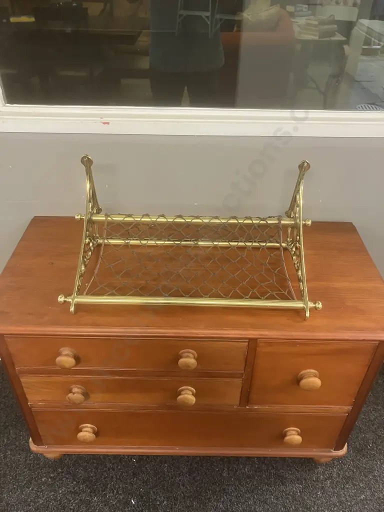 Polished Brass Railways Luggage Rack. 64.5 x .5cm Image 1++