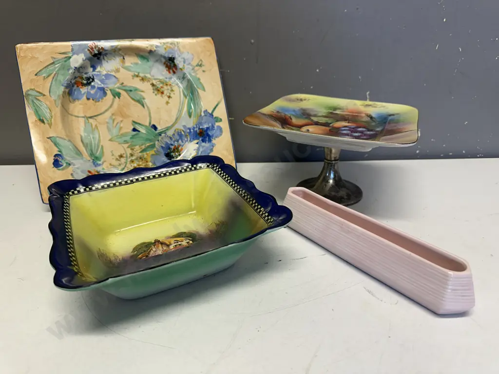 China Items Including H&K Tunstall, Staffordshire, Sylvac Etc Image 1++