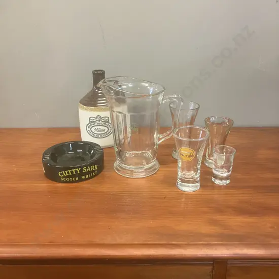 H+A+N+Z NZ Glass Beer Jug, Brown Brothers Milawa Vineyard Pottery Decanter, Wade CUTTY SARK Ashtray, Glasses