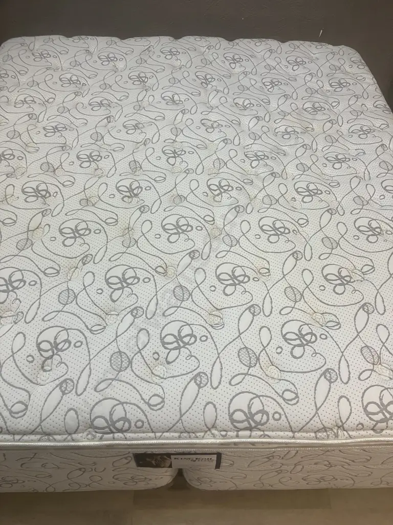 King Koil Chiropractic Spinal Deluxe King Size Mattress & Base With Zip Electric Blanket Image 1++