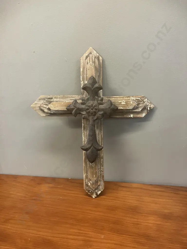Wood & Tin Wall Cross. H49 W39 D5.5cm Image 1++