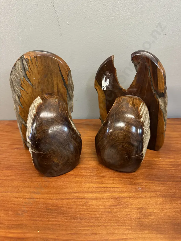 Polished Vintage  Wooden Bookends H20cm. Image 1++