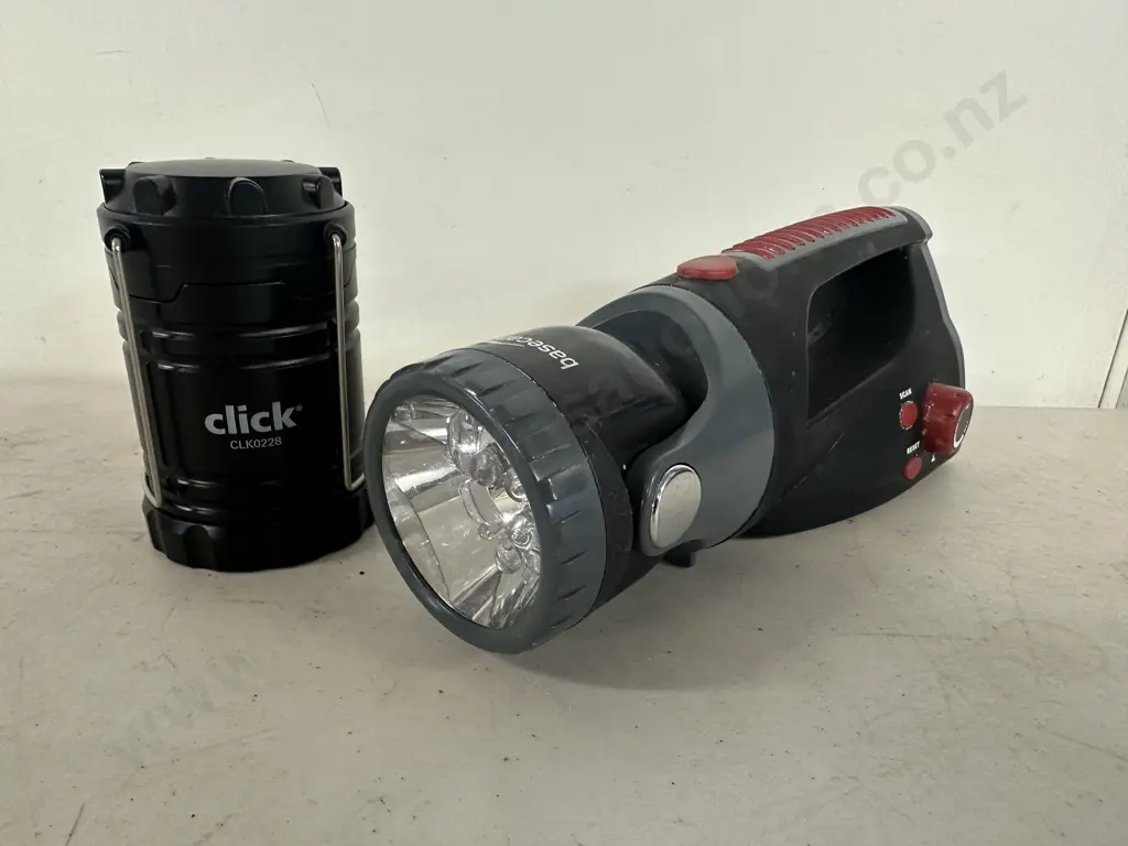 Basecamp Branded Torch & 'Click' Collapsible Led Camping Lantern Image 1++