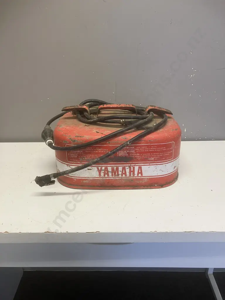 Yamaha 12 Litre Tote Tank Image 1++