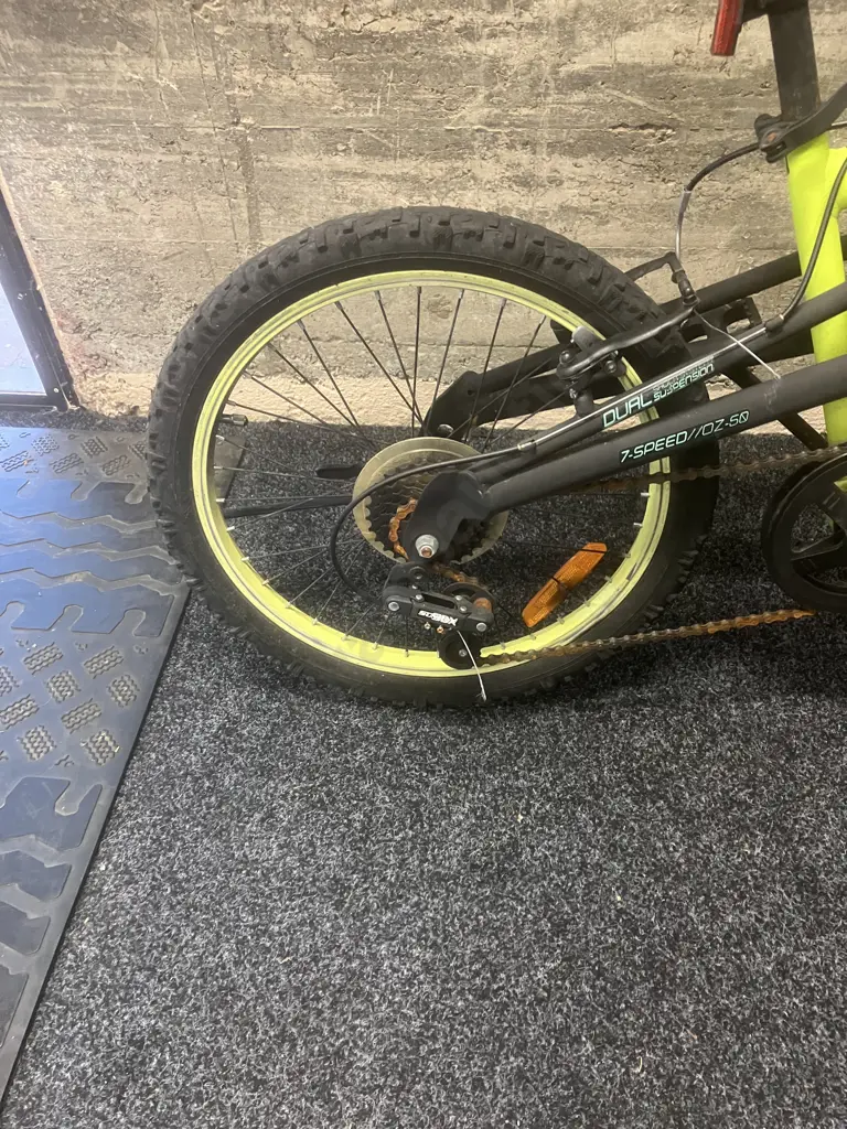 50cm Trax Dirt Burner Dual Suspension Bike, 7-Speed Image 1++