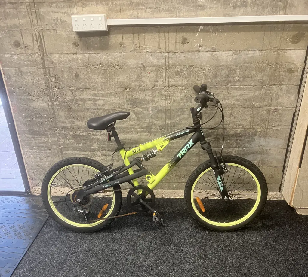 50cm Trax Dirt Burner Dual Suspension Bike, 7-Speed Image 1++