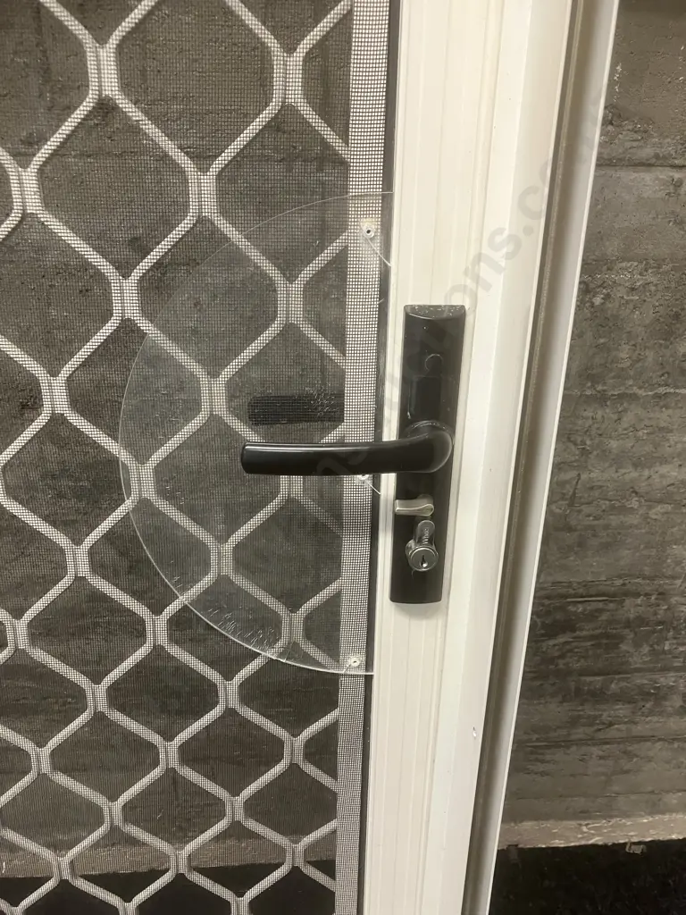 Screen Door - White Aluminum Frame. H199.53 W82.5 D8cm  With Key Image 1++