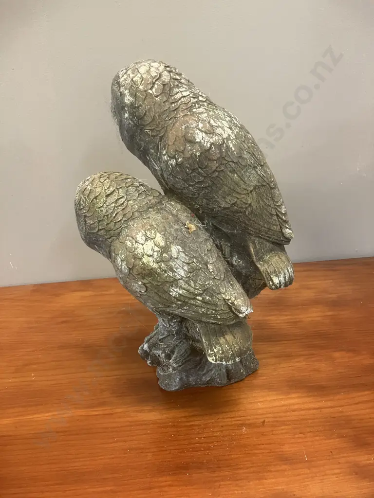 Concrete Owls Garden Statue. H36.5cm (As Found) Image 1++