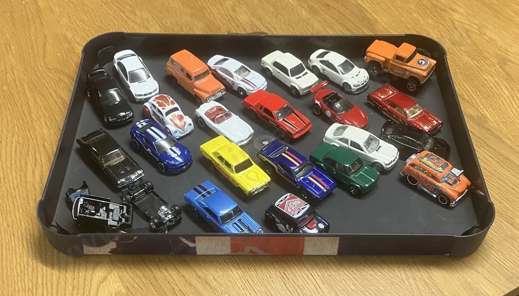 Matchbox Model Cars x 22 Image 1++