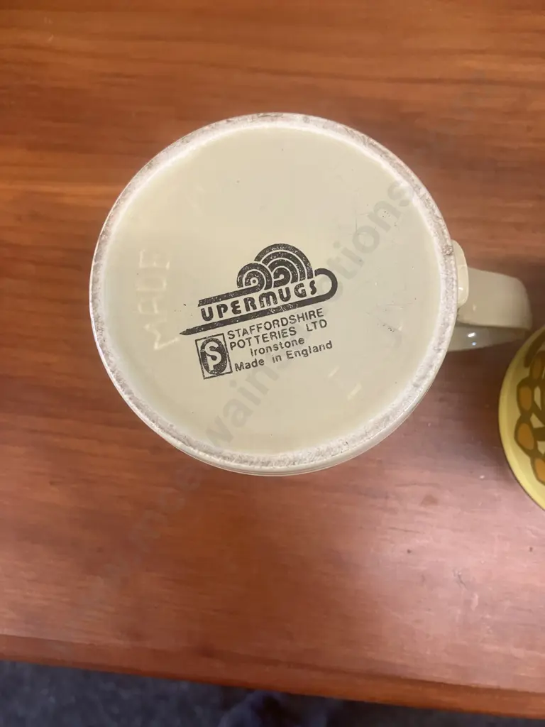 Vintage 1970s Staffordshire Potteries (England) Floral Mugs x 3 Image 1++