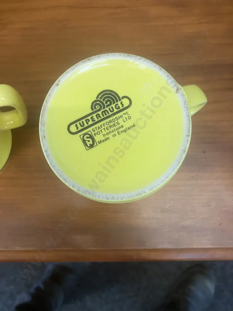 Vintage 1970s Staffordshire Potteries (England) Floral Mugs x 3 Image 1++