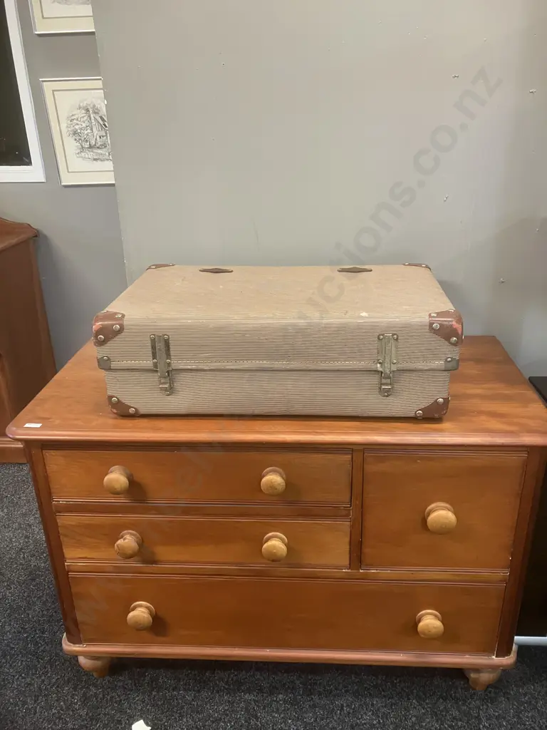 Mid-Century Letholite New Zealand Made Expanding Suitcase Image 1++