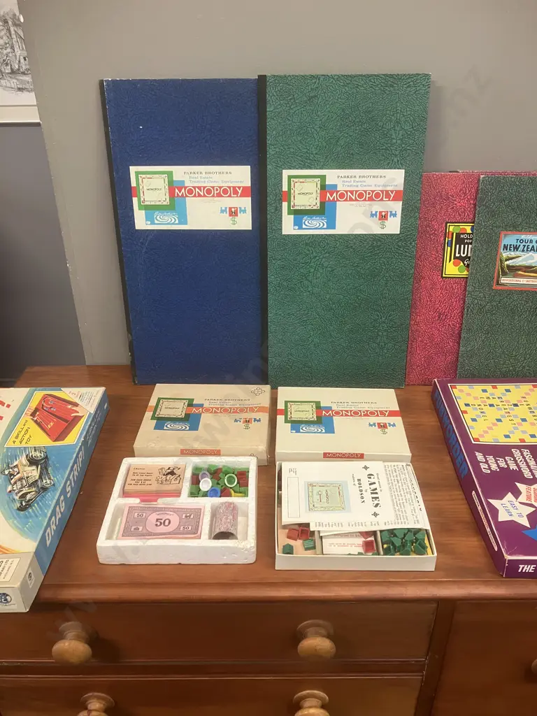 Vintage Drag Strip Game 1965 Milton Bradley Made In NZ, Holdson's Tour of New Zealand 1950s Game Board Only, Etc Image 1++