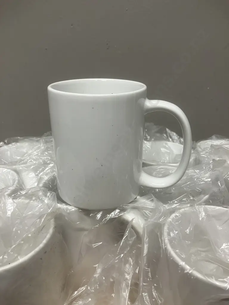 Lot of 36 x White Mugs Image 1++