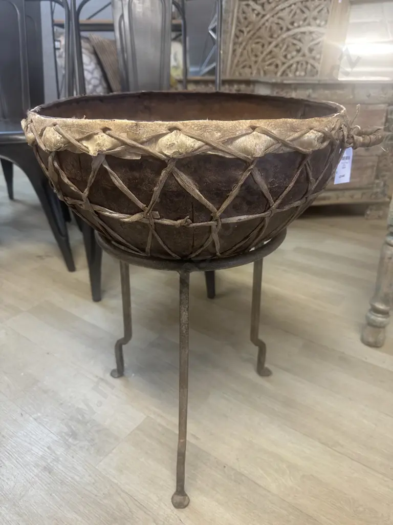 Iron Drum Planter With Stand. 61 x 43cm Image 1++