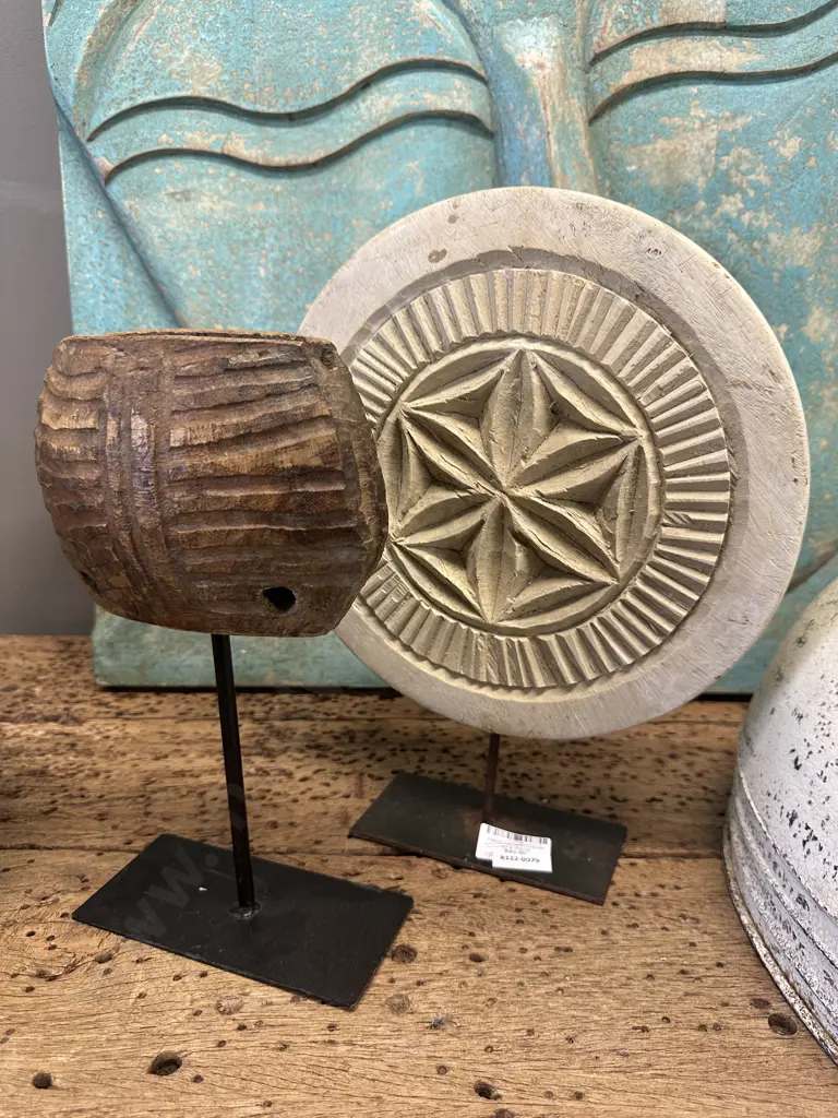 Handcrafted Chapati On a Stand & Wooden Basket On Stand (Sold With 37) Image 1++