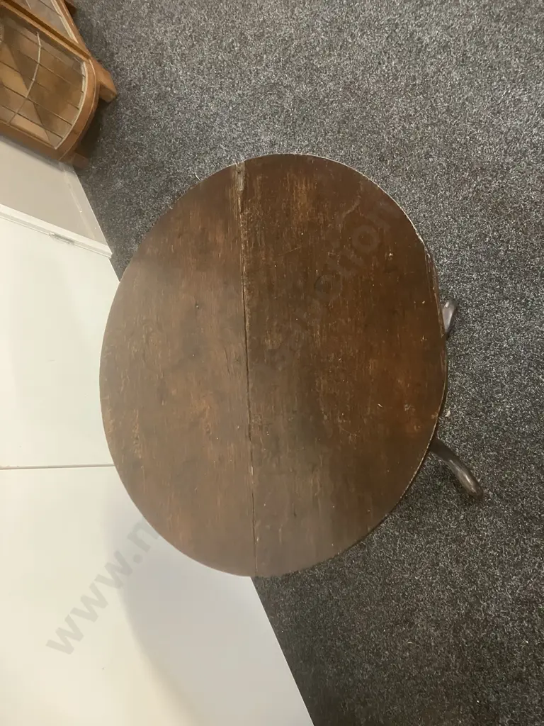 Antique Georgian Provincial Oak Tilt Top Tripod Table Image 1++