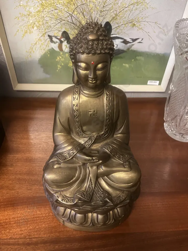Vintage Brass Figure of Seated Buddha, Sitting In Repose, Swastika On Chest, Raised On Lotus Form Base. H28 W15 D13cm Image 1++